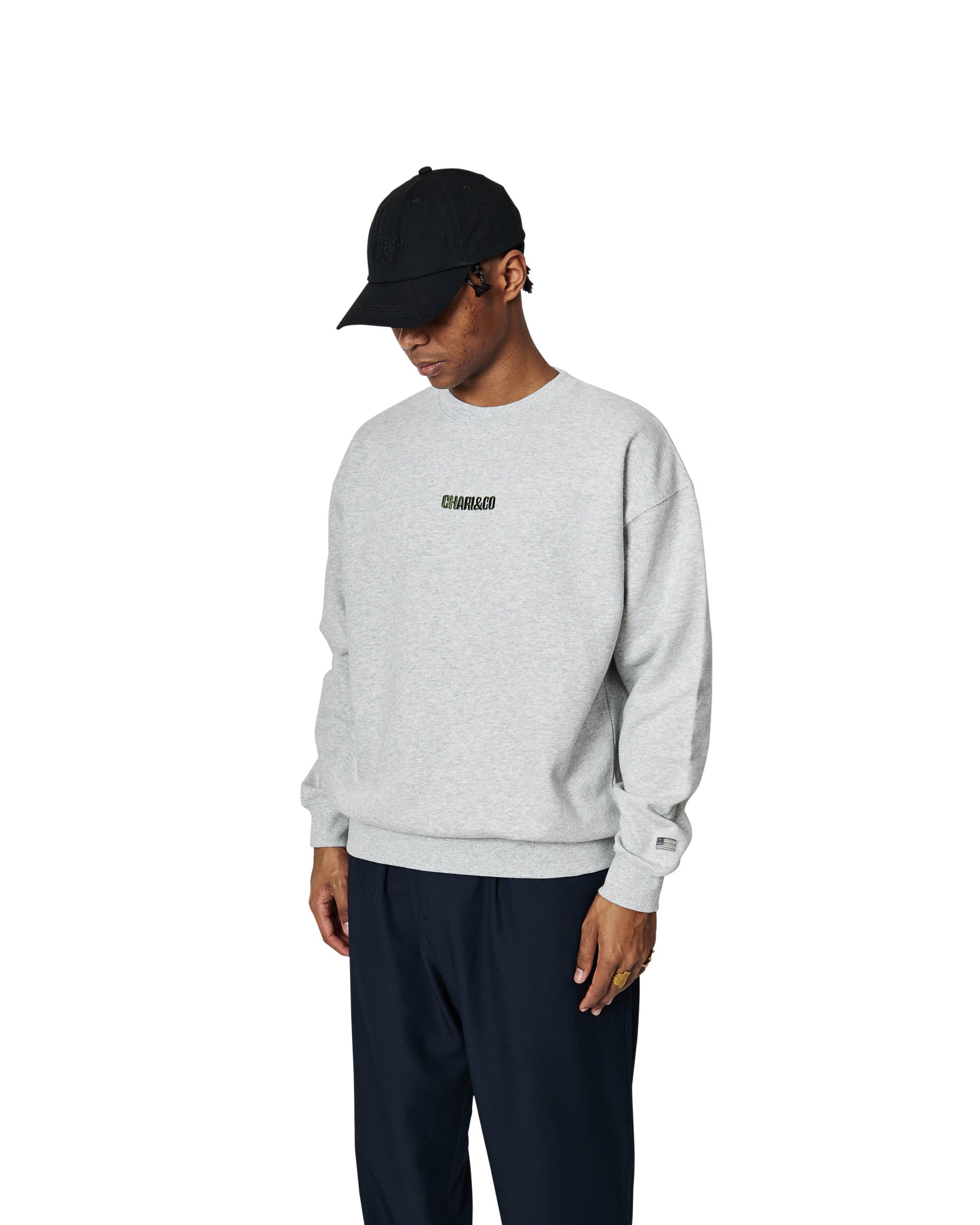 COZY LOGO CREWNECK SWEATS