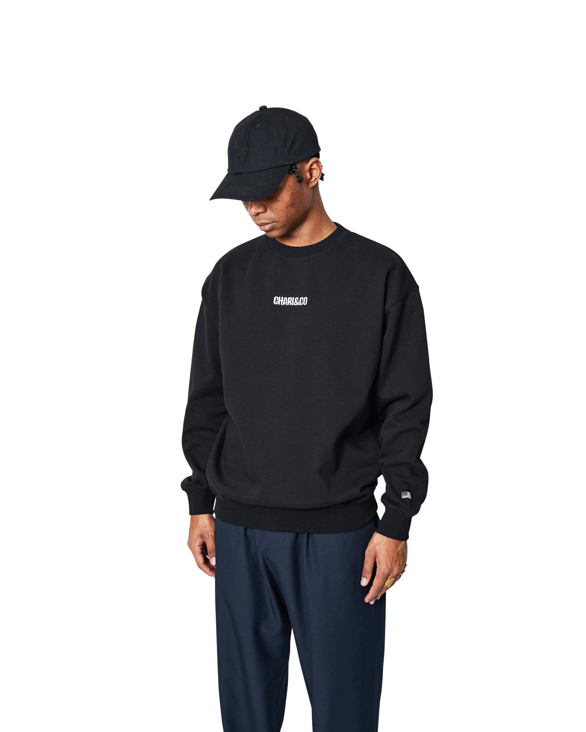 COZY LOGO CREWNECK SWEATS