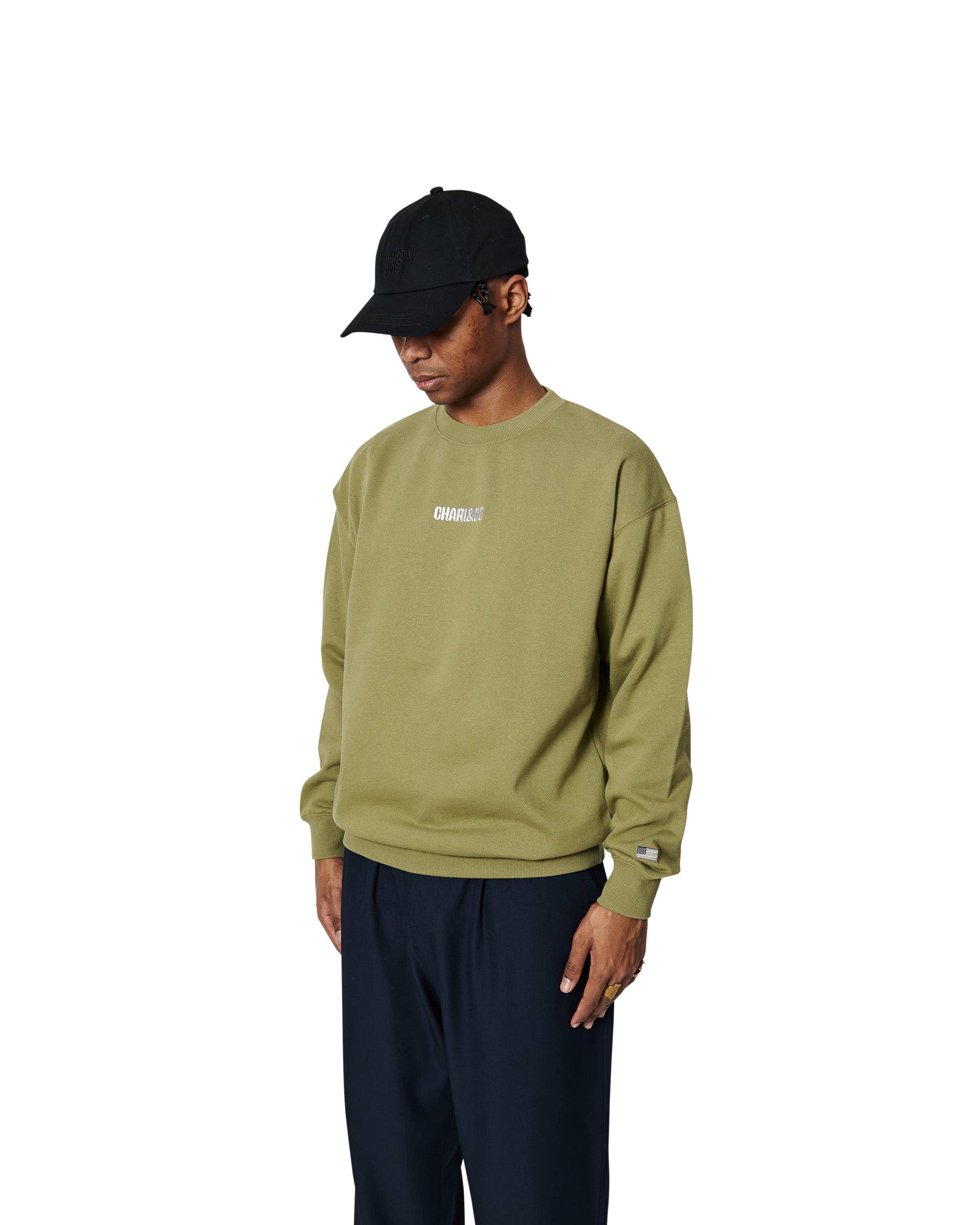 COZY LOGO CREWNECK SWEATS
