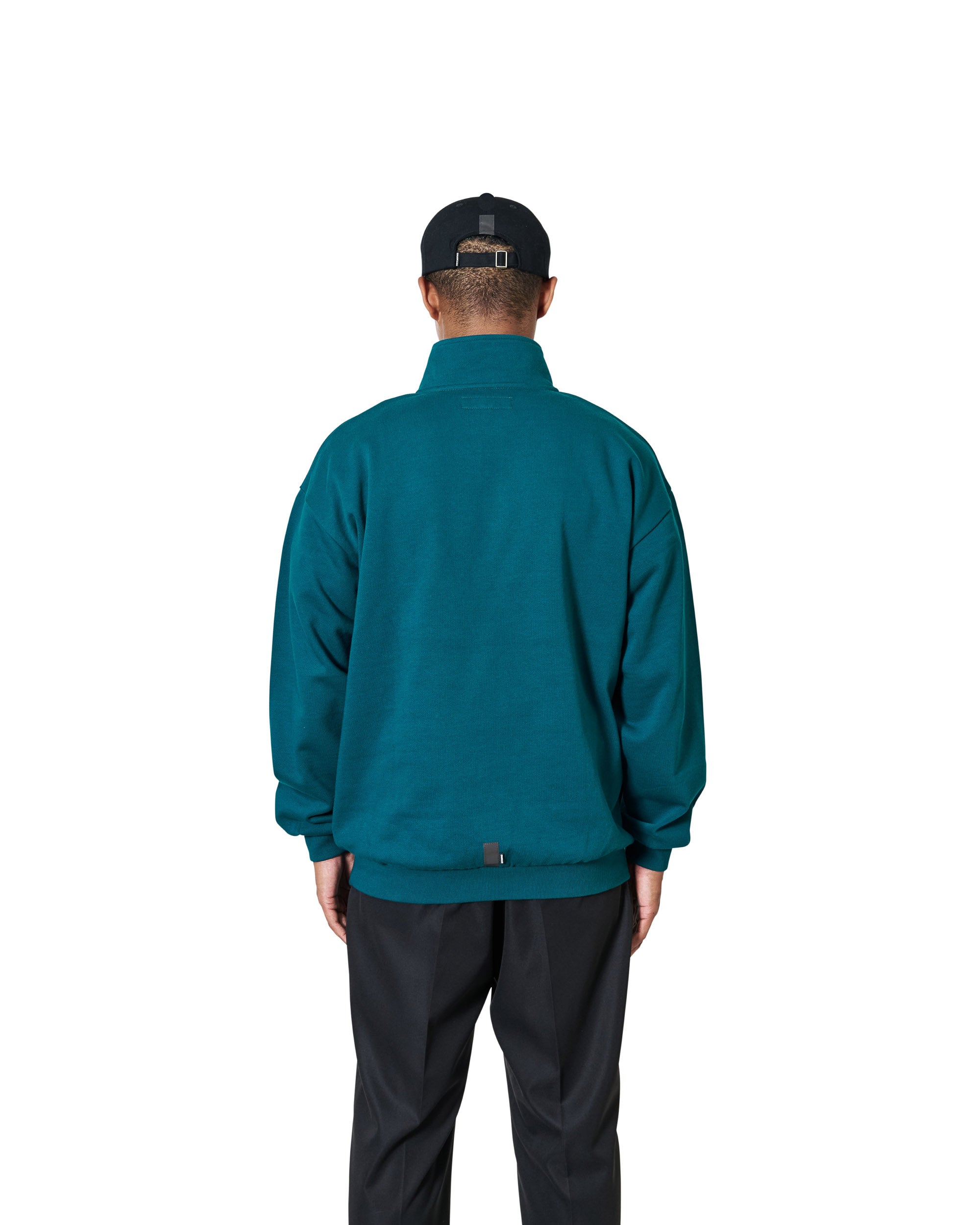 CHARI CO. HALFZIP SWEATS