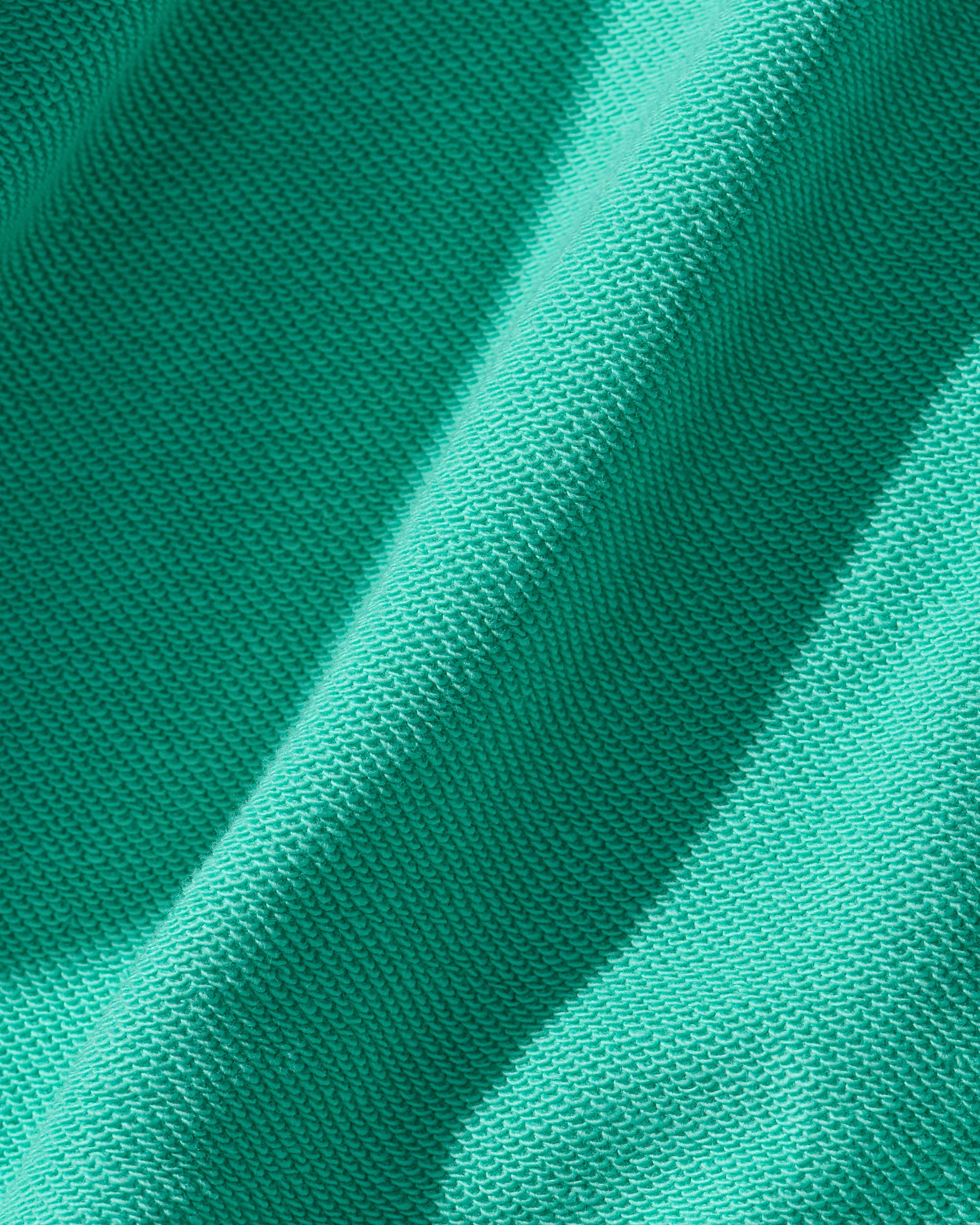 BUCKS CREWNECK SWEATS